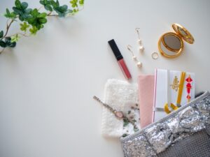 結婚式のバッグと中身